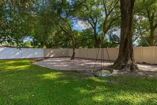 7918 Lakeside Woods Dr, Orlando, FL 32810 - Photo 15