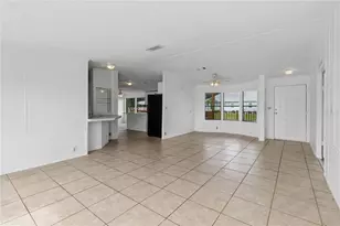 417 Lagoon Ct, Kenansville, FL 34739 - Photo 7