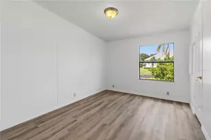 417 Lagoon Ct, Kenansville, FL 34739 - Photo 17