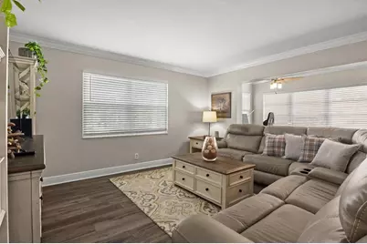 1100 Martinique Drive #220, Winter Haven, FL 33884 - Photo 9