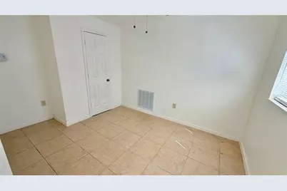 1903 24th Unit B Street, Sarasota, FL 34234 - Photo 3