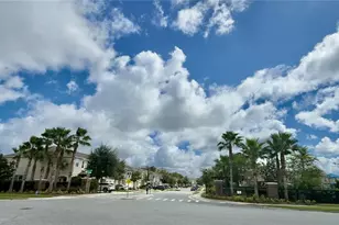 10805 Wyne Tree Ct, Orlando, FL 32824 - Photo 3