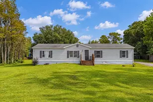 9445 Helena Dr, Saint Cloud, FL 34773 - Photo 5