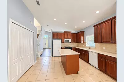 895 Hacienda Circle, Kissimmee, FL 34741 - Photo 3