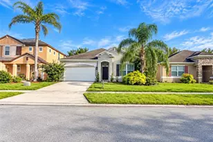 2887 Moonstone Bend, Kissimmee, FL 34758 - Photo 3