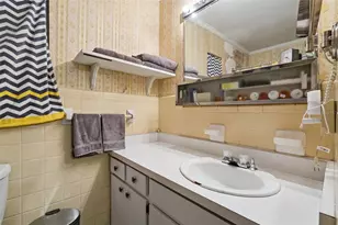 2222 E Harding St, Orlando, FL 32806 - Photo 33