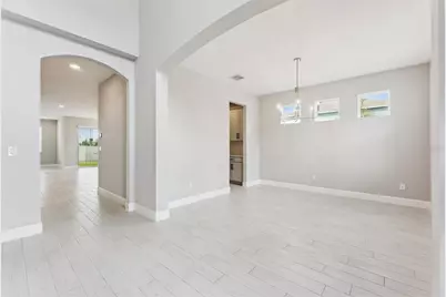 5054 Shady Pines Drive, Saint Cloud, FL 34772 - Photo 9