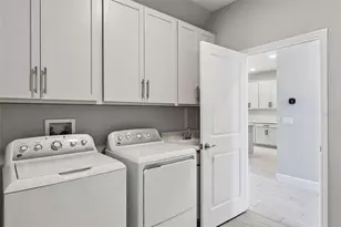 5054 Shady Pnes Dr, Saint Cloud, FL 34772 - Photo 23