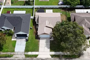 1911 Barco Ct, Saint Cloud, FL 34769 - Photo 9