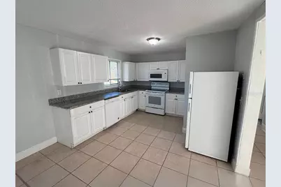 302 Sherwood Drive, Fort Meade, FL 33841 - Photo 5