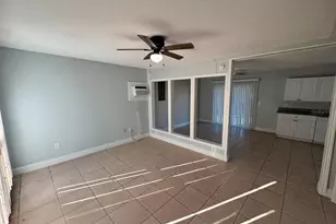 302 Sherwood Dr, Fort Meade, FL 33841 - Photo 3