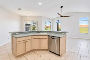 321 Corvina Dr, Davenport, FL 33897 - Photo 9