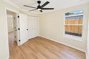 1446 Walden Oaks Pl, Plant City, FL 33563 - Photo 15