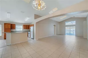 8104 Santee Dr, Kissimmee, FL 34747 - Photo 9