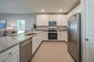246 Cheshire Ct, Kissimmee, FL 34758 - Photo 13