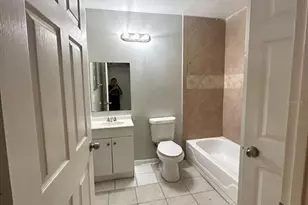 [Address not provided], Orlando, FL 32811 - Photo 9