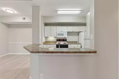 5572 Metrowest Boulevard #304, Orlando, FL 32811 - Photo 23