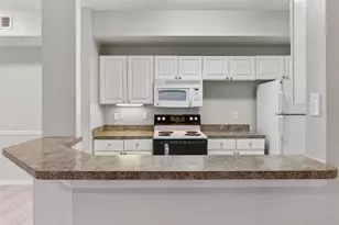 5572 Metrowest Blvd, Orlando, FL 32811 - Photo 25