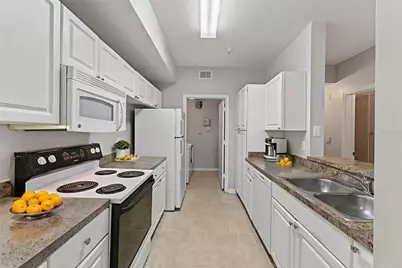 5572 Metrowest Boulevard #304, Orlando, FL 32811 - Photo 27