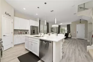 11543 Charnock Dr, Windermere, FL 34786 - Photo 7