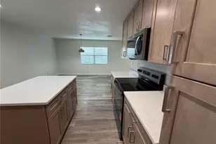301 Lesesne St, Kissimmee, FL 34744 - Photo 9
