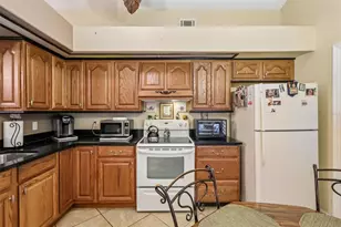 306 Houston Woods Ct, Orlando, FL 32824 - Photo 13