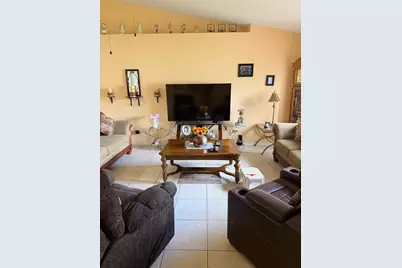 518 Gull Drive, Poinciana, FL 34759 - Photo 5