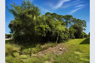 225 Catalonia Avenue NW, Palm Bay, FL 32907 - Photo 3