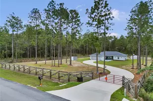 23708 NW Amberjack Ave, Dunnellon, FL 34431 - Photo 1