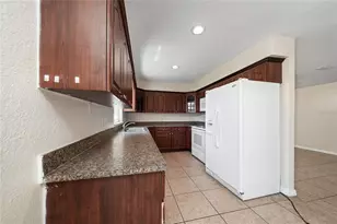 571 Imperial Pl, Kissimmee, FL 34758 - Photo 9