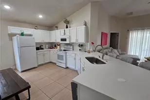 319 Elberton Dr, Davenport, FL 33897 - Photo 3