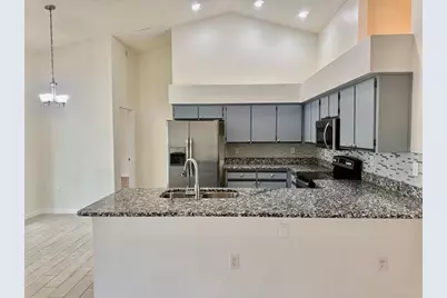 5624 Mandarin Court, Davenport, FL 33896 - Photo 9