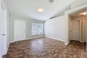 162 Guadalajara Dr, Kissimmee, FL 34743 - Photo 7