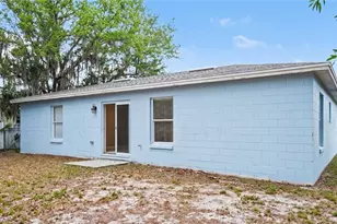 526 Finch Ct, Poinciana, FL 34759 - Photo 11
