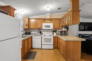 103 Cherrywood Dr, Lake Wales, FL 33898 - Photo 5
