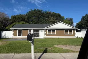 902 N Thacker Ave, Kissimmee, FL 34741 - Photo 1