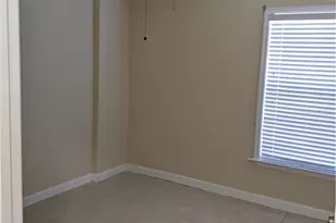 2019 Dixie Belle Dr, Orlando, FL 32812 - Photo 15