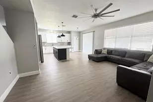 10313 Stratford Pointe Ave, Orlando, FL 32832 - Photo 1