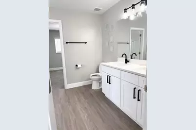10313 Stratford Pointe Avenue, Orlando, FL 32832 - Photo 11