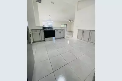 514 Brentford Court, Kissimmee, FL 34758 - Photo 5