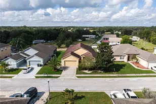 253 Wildflower Rd, Davenport, FL 33837 - Photo 3