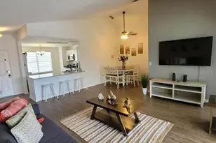 4358 Creekside Blvd, Kissimmee, FL 34746 - Photo 9