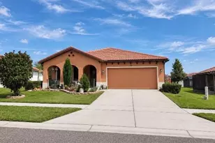 2921 Casabella Dr, Kissimmee, FL 34744 - Photo 1