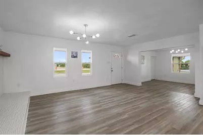 8812 Oakwood Drive, Lake Wales, FL 33898 - Photo 7