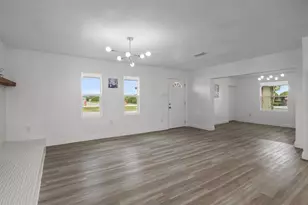 8812 Oakwood Dr, Lake Wales, FL 33898 - Photo 7