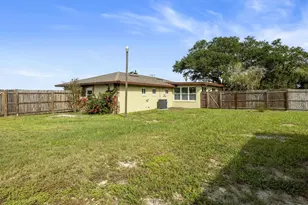 8812 Oakwood Dr, Lake Wales, FL 33898 - Photo 43