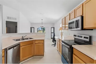 5551 Sycamore Canyon Drive, Kissimmee, FL 34758 - Photo 9