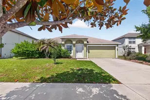 4020 Sunny Day Way, Kissimmee, FL 34744 - Photo 9