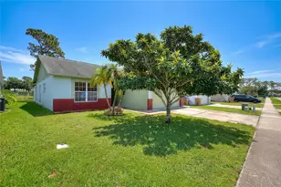 298 Indian Point Cir, Kissimmee, FL 34746 - Photo 1