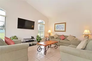 423 Corvina Dr, Davenport, FL 33897 - Photo 3